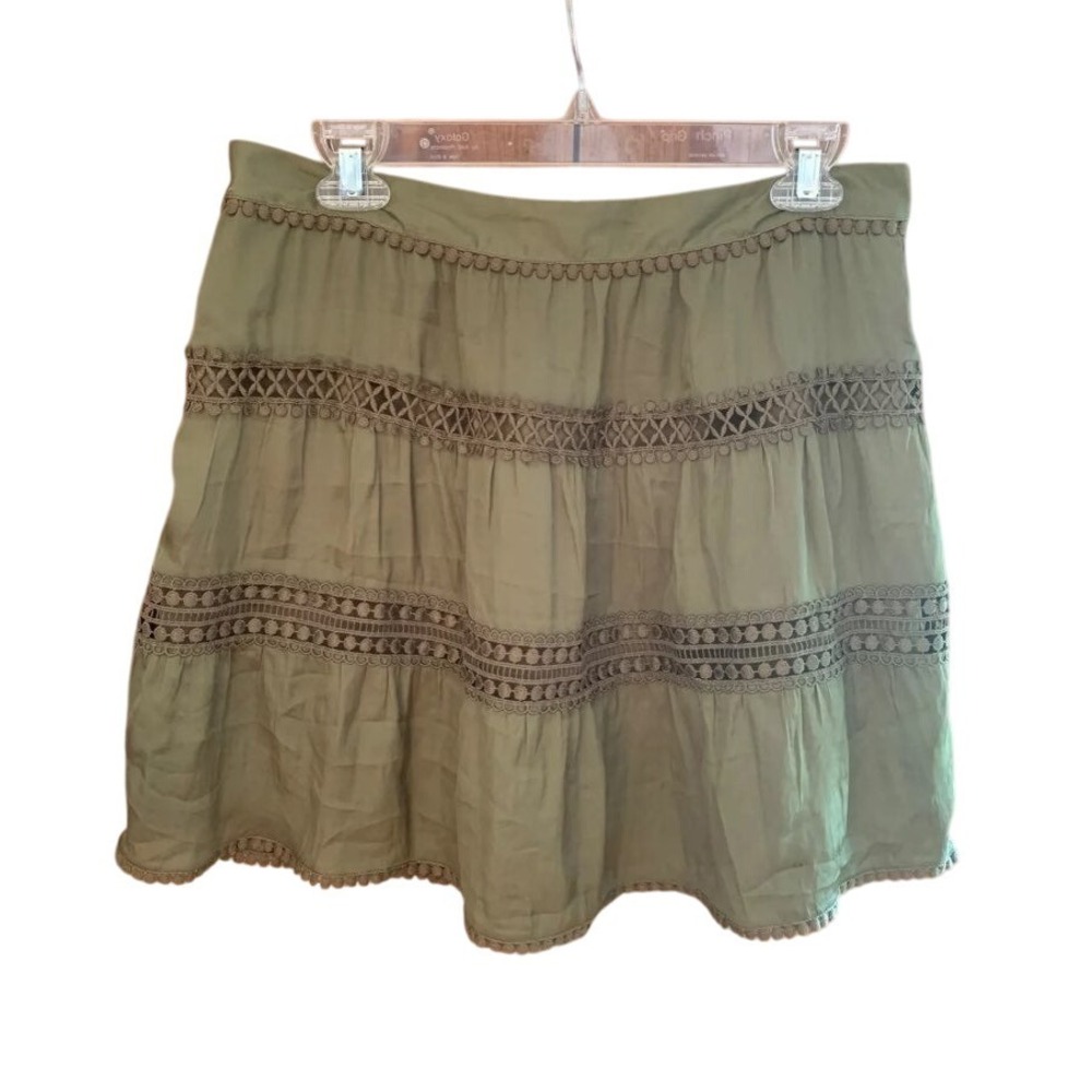 White House Black Market Women's NWT Small Green Lined WHBM